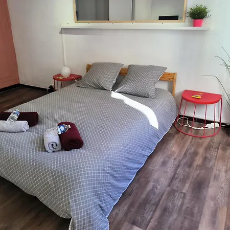 Au Coeur Des Halles Studio Tout Equipe Appartement