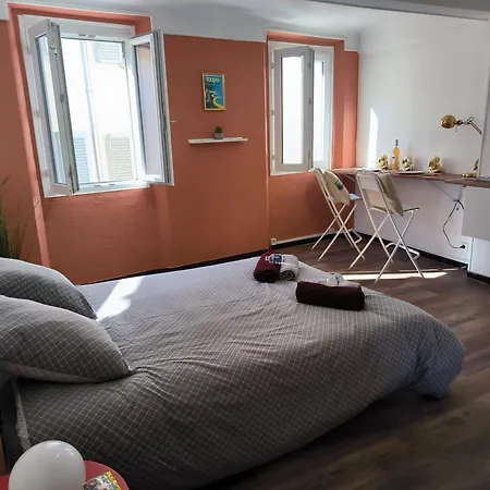 Au Coeur Des Halles Studio Tout Equipe Appartement Toulon