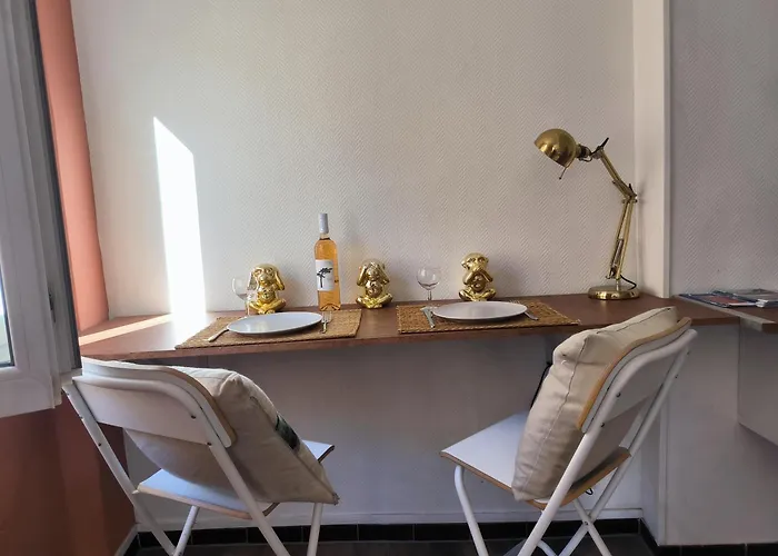 Studio Central Toulon * Τουλόν